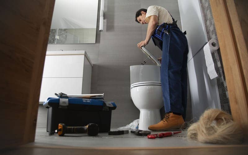 Bagaimana Cara Mengatasi WC Mampet